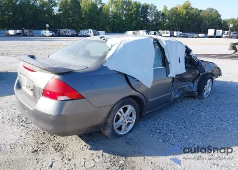 2006 Honda Accord 2.4 Ex из США, поврежденный, VIN 1HGCM56806A053605